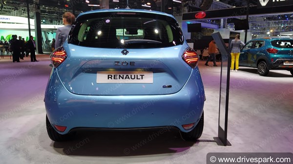Renault Zoe EV Spotted Testing: रेनॉल्ट जोई ईवी टेस्टिंग के दौरान आई नजर, जल्द हो सकती है लॉन्च