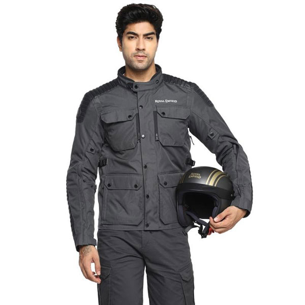 RE New Riding Jackets Launched: रॉयल एनफील्ड की नई जैकेट रेंज हुई लॉन्च, जानें क्या है कीमत