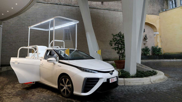 Pope Francis Gets Emission Less Car: पोप फ्रांसिस को मिली शून्य उत्सर्जन वाली कार, जानें