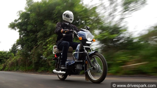 TVS XL100 Comfort BS6 Review In Hindi: टीवीएस एक्सएल 100 रिव्यू: फीचर्स, माइलेज, राइड, हैंडलिंग जानकारी