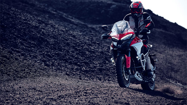 Ducati Multistrada V4: डुकाटी मल्टीस्ट्राडा वी4 एडवेंचर बाइक का हुआ खुलासा, जानें क्या हैं फीचर्स