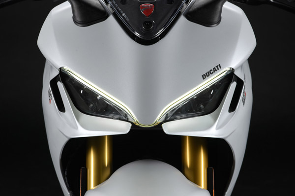 Ducati SuperSport 950 Unveiled: डुकाटी सुपरस्पोर्ट 950 का हुआ खुलासा, जानें क्या हैं खुबियां