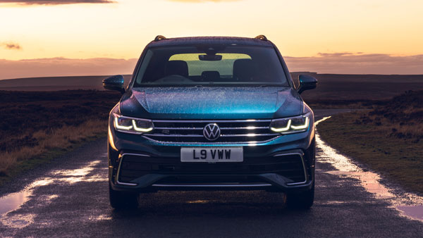 VW Tiguan R Unveiled: फॉक्सवैगन टिगुआन आर का हुआ खुलासा, लगा है दमदार इंजन