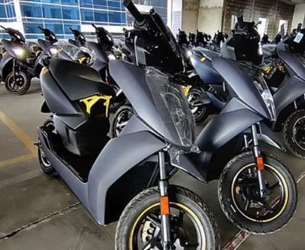 Ather 450X Delivery Starts: एथर 450एक्स की डिलीवरी आजAther 450X Delivery Starts: एथर 450एक्स की डिलीवरी आज से हुई शुरू, जानें से हुई शुरू, जानें