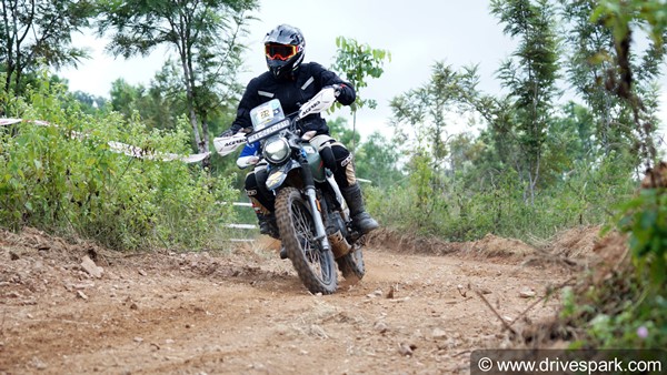 BigRock Dirtpark Trail Attack Challenge 2020: हफ्ते का अंत रॉयल एनफील्ड हिमालयन पर रेसिंग के साथ!