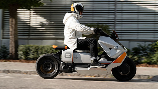 BMW Definition CE 04 Concept: बीएमडब्ल्यू की इस इलेक्ट्रिक स्कूटर से बदल जाएगी भविष्य की मोबिलिटी