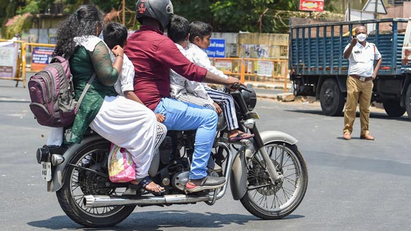 ओडिशा पुलिस रद्द करेगी बगैर हेलमेट के बाइक चलाने वालों का लाइसेंस, जानें