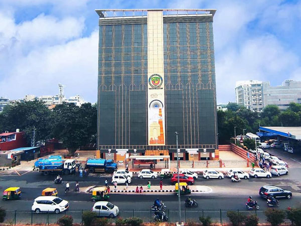 Highest Multi-Level Parking In Delhi: दिल्ली में बनाई गई सबसे ऊंची मल्टी-लेवल पार्किंग, 39.5 मी. लंबी