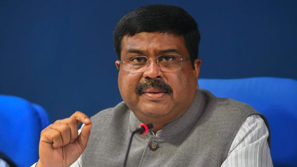 Government To Set Up LNG Stations: अगले 3 सालों में बनाए जाएंगे 1,000 से अधिक एलएनजी स्टेशन