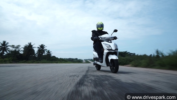 EeVe Xeniaa Electric Scooter Long-Term Review (Final Report): ईवी जेनिया इलेक्ट्रिक स्कूटर फाइनल रिपोर्ट: परफोर्मेंस, हैंडलिंग, रेंज आदि