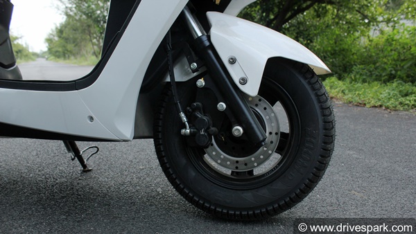 EeVe Xeniaa Electric Scooter Long-Term Review (Final Report): ईवी जेनिया इलेक्ट्रिक स्कूटर फाइनल रिपोर्ट: परफोर्मेंस, हैंडलिंग, रेंज आदि