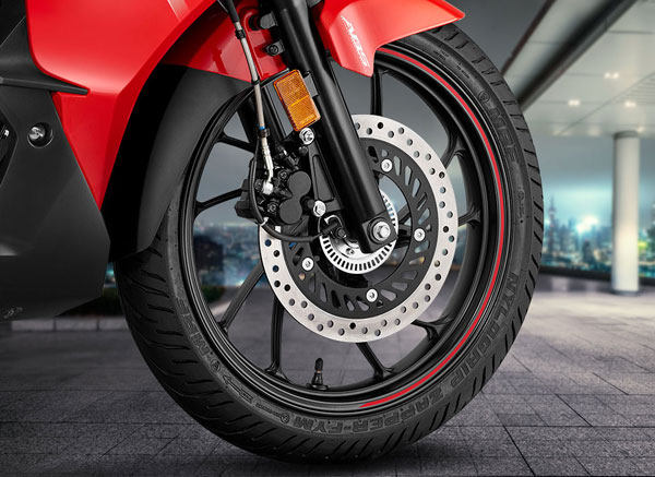 Hero Xtreme 200S BS6 Launched: हीरो एक्सट्रीम 200 एस बीएस6 हुई लाॅन्च, जानें क्या है अपडेट