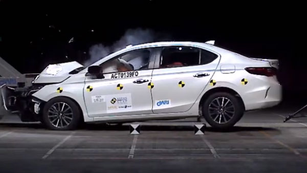 Global NCAP Crash Test: क्या है ग्लोबल एनकैप क्रैश टेस्ट ? यहां जानें इससे जुड़ी सभी बातें