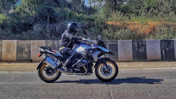 Kunal Khemu's New Bike: कुणाल खेमू ने अपने कलेक्शन में जोड़ी बीएमडब्ल्यू की यह शानदार बाइक, देखें