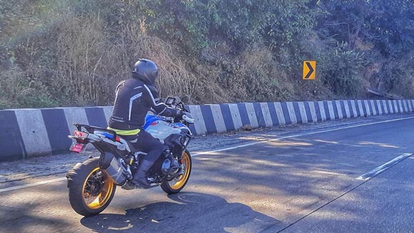 Kunal Khemu's New Bike: कुणाल खेमू ने अपने कलेक्शन में जोड़ी बीएमडब्ल्यू की यह शानदार बाइक, देखें
