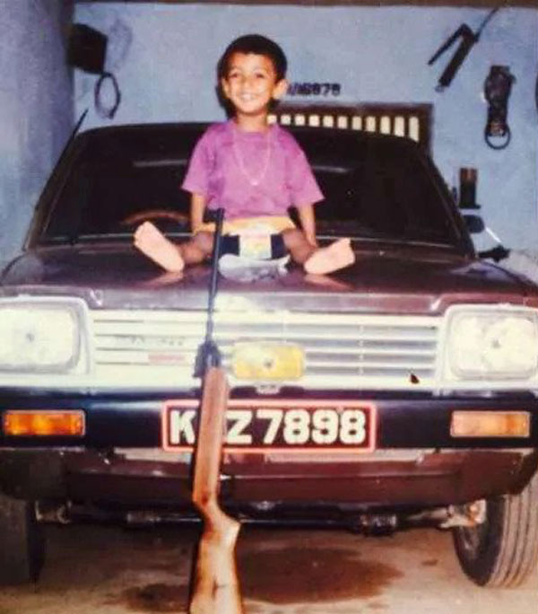 पिता को याद आई 13 साल पहले बेची गई मारुति 800, बेटे ने कर दिया जन्मदिन पर गिफ्ट