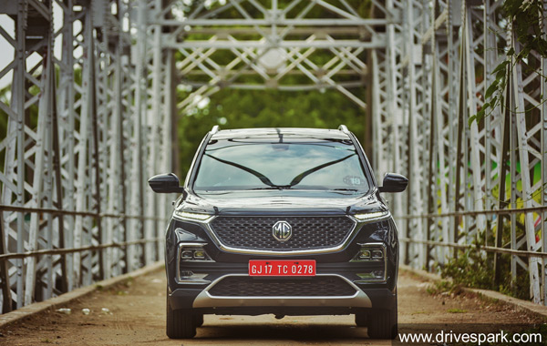 MG Hector Facelift Spy Pics: नई एमजी हेक्टर टेस्टिंग के दौरान आई नजर, जानें क्या मिलेगा अपडेट