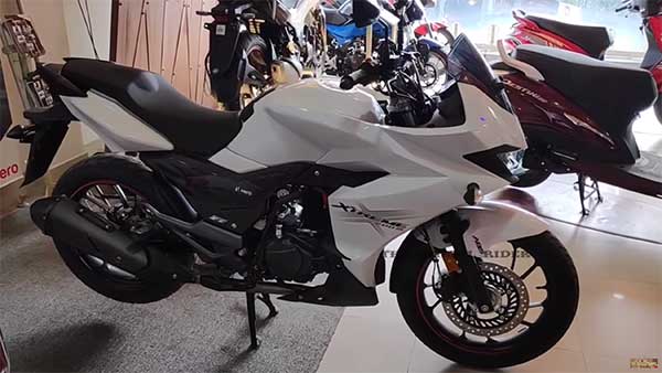 Hero Xtreme 200S Spotted: हीरो एक्सट्रीम 200एस बीएस6 डीलरशिप पर दिखी, जानें