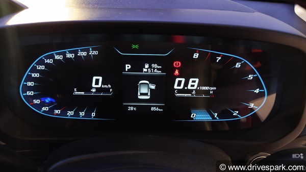 New Hyundai i20 First Look Review: न्यू हुंडई आई20 रिव्यू: डिजाईन, फीचर्स, इंजन, गियरबॉक्स जानकारी