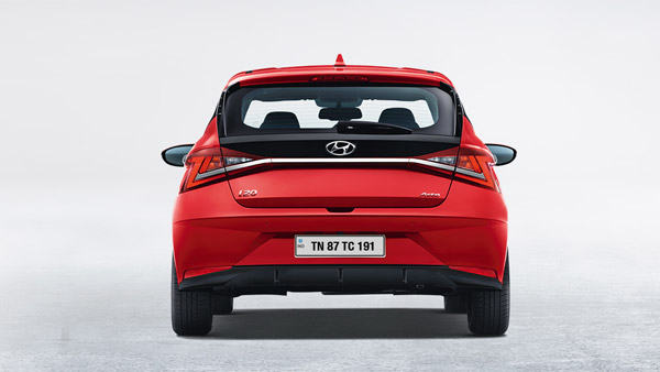 Hyundai i20 Booking Details: हुंडई आई20 की बुकिंग 20 दिनों में 20,000 पार, इतनी हुई डिलीवरी