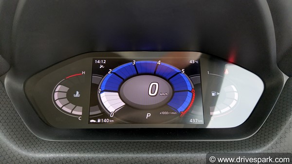 Nissan Magnite Review (First Drive) In Hindi: निसान मैग्नाईट रिव्यू: परफॉर्मेंस, माइलेज, डिजाईन, फीचर्स जानकारी
