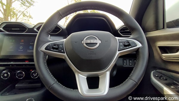 Nissan Magnite Review (First Drive) In Hindi: निसान मैग्नाईट रिव्यू: परफॉर्मेंस, माइलेज, डिजाईन, फीचर्स जानकारी