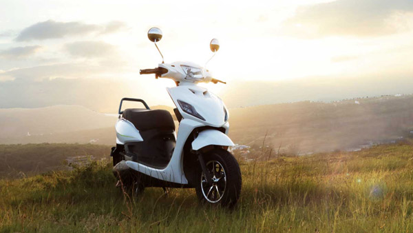 Pure EV Etrance Neo Electric Launch: प्योर ईवी ईट्रांस नियो इलेक्ट्रिक स्कूटर जल्द होगी लॉन्च, जानें कीमत, रेंज