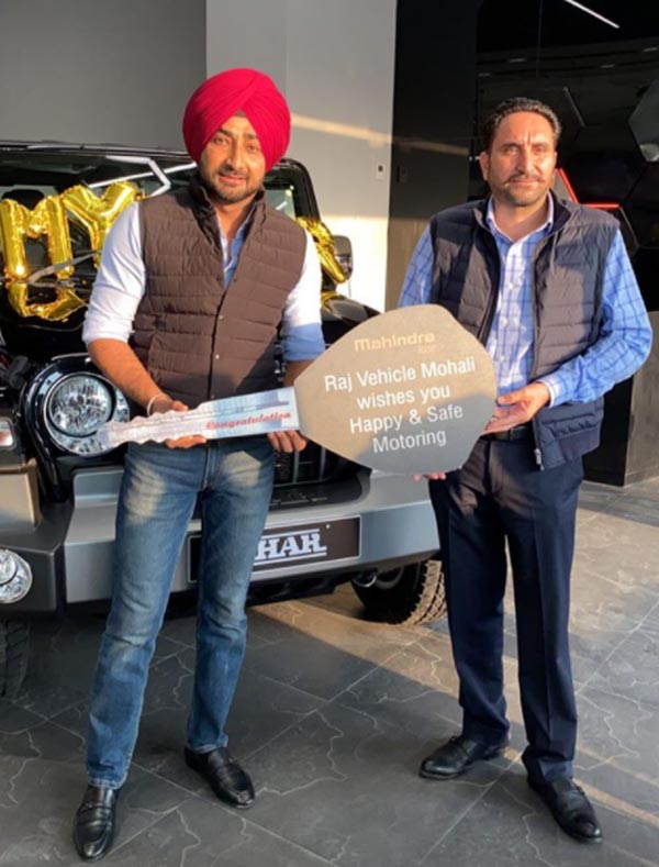 Celebrities Bought 2020 Mahindra Thar: इन सेलेब्रिटीज ने भी खरीदी नई महिंद्रा थार, सर चढ़ कर बोल रही इस कार की दीवानगी