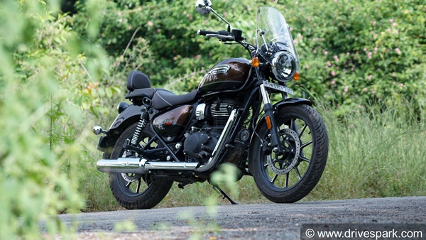 Royal Enfield Meteor 350 Bookings: रॉयल एनफील्ड मिटिओर 350 की बुकिंग 8000 के पार, ग्राहकों को आ रही पसंद