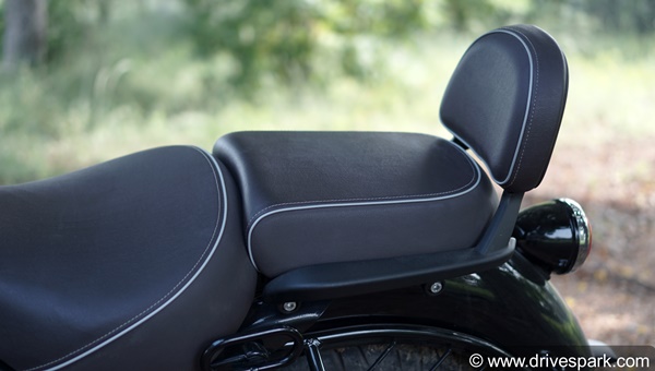 Royal Enfield Meteor 350 Review In Hindi: रॉयल एनफील्ड मिटिओर 350 रिव्यू: राइडिंग अनुभव, फीचर्स, सीटिंग, परफॉर्मेंस