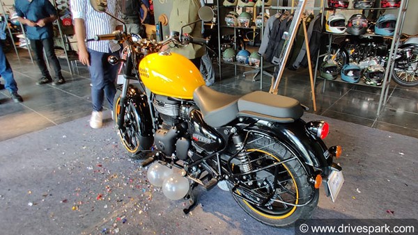 Royal Enfield Meteor 350 Delivery: रॉयल एनफील्ड मिटिओर 350 की डिलीवरी हुई शुरू, देखें तस्वीरें