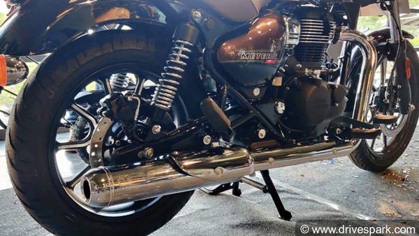 Royal Enfield Meteor 350 Tyres: रॉयल एनफील्ड मिटिओर 350 में लगाये गये हैं सीएट के टायर, जानें