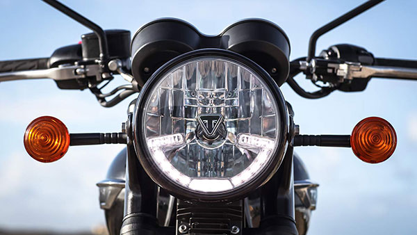 Triumph Start Selling Pre-Owned Bikes: ट्रायम्फ ने भारत में शुरू की सकेंड हैंड बाइकों की बिक्री, जानें