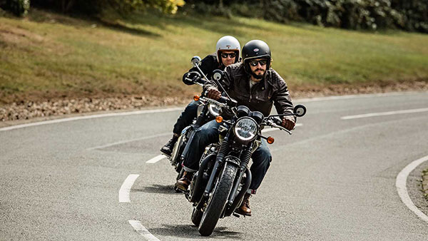Triumph Start Selling Pre-Owned Bikes: ट्रायम्फ ने भारत में शुरू की सकेंड हैंड बाइकों की बिक्री, जानें
