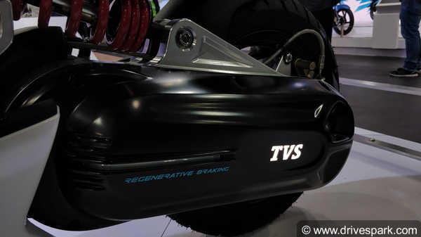 TVS Retron Registered: टीवीएस रेट्राॅन को कंपनी ने किया रजिस्टर, क्या होगी नई इलेक्ट्रिक स्कूटर?