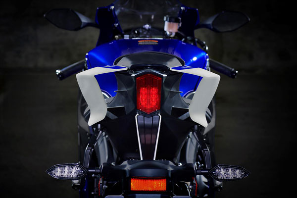 Yamaha YZF-R6 To Be Discontinued: यामाहा वाईजेडएफ-आर6 नए साल से होगी बंद, जानें क्या है वजह