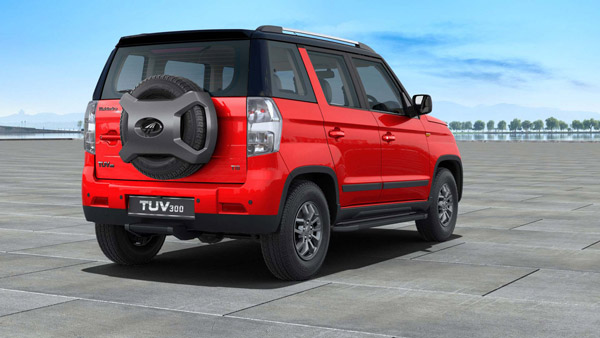 Mahindra TUV300 Spy Pics: नई महिंद्रा टीयूवी300 'बोलेरो' बैज के साथ टेस्ट करते आई नजर, जानें