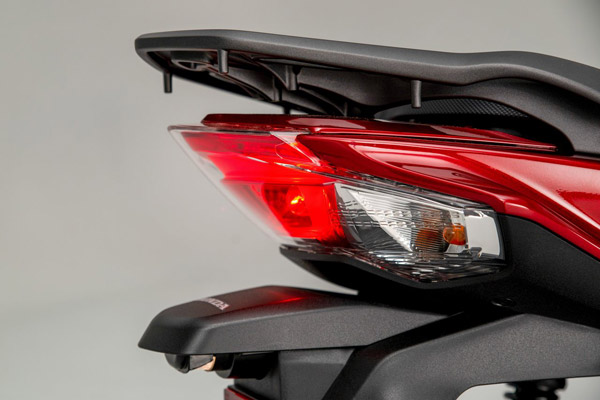 Honda Vision 110 Unveiled: होंडा विजन 110 स्कूटर का हुआ खुलासा, जानें क्या हैं फीचर्स