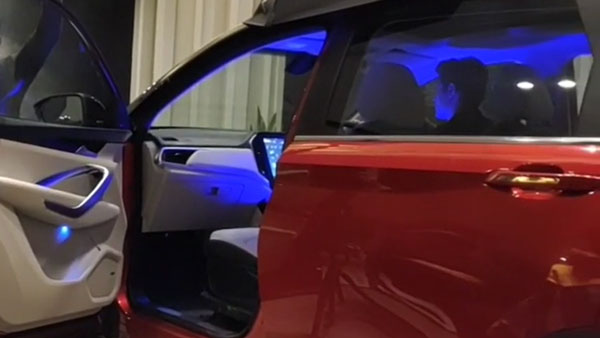 New MG Hector Facelift Spied: नई एमजी हेक्टर टीवीसी शूट के दौरान आई नजर, जानें क्या है नया