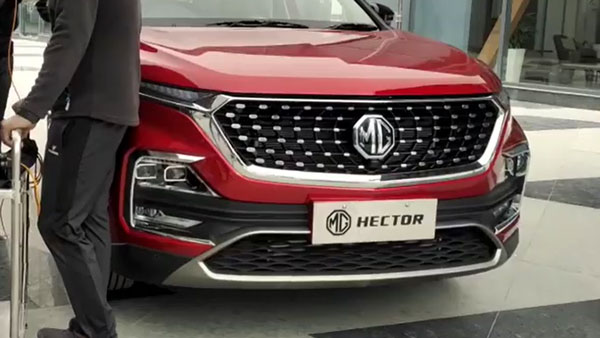 New MG Hector Facelift Spied: नई एमजी हेक्टर टीवीसी शूट के दौरान आई नजर, जानें क्या है नया