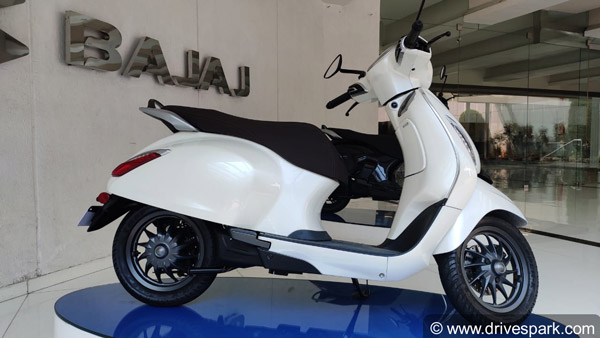 Bajaj Chetak Electric New Cities: बजाज चेतक इलेक्ट्रिक को मार्च 2022 तक 30 नए शहर में किया जाएगा लॉन्च