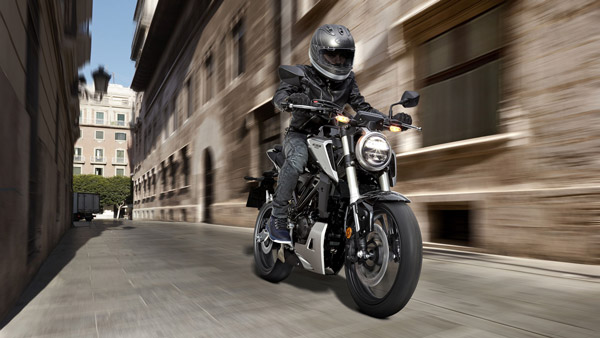 New Honda 250cc Bike: होंडा ला रही नई 250 सीसी बाइक, सामने आई जानकारियां