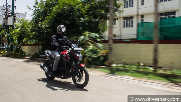 Second Hand Bike Purchasing Tips: सेकेंड हैंड बाइक खरीदने जा रहे हैं तो याद रखें ये जरूरी टिप्स