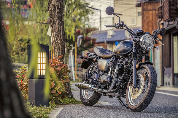 Kawasaki Bikes Price Hike: कावासाकी जनवरी 2021 से बढ़ाएगी अपनी बाइक्स की कीमत, देखें लिस्ट