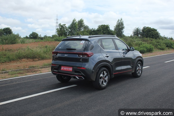 Kia Sonet Waiting Period: किया सॉनेट के लिए करना पड़ेगा 5 महीने का इंतजार, जानें