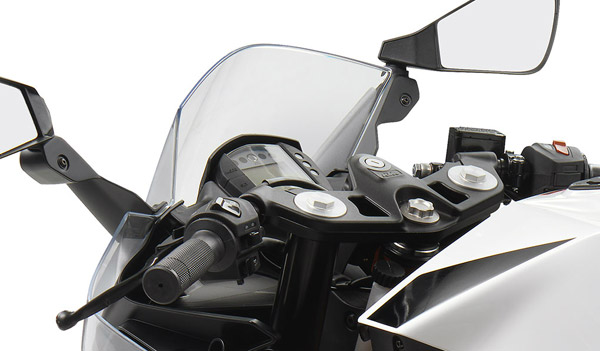 2021 KTM RC 200 Spotted: नई केटीएम आरसी 200 की तस्वीरें आईं सामने, अगले साल होगी लॉन्च