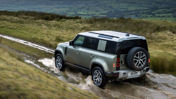 Land Rover Defender Hybrid: लैंड रोवर डिफेंडर हाइब्रिड की बुकिंग हुई शुरू, जानें क्या हैं फीचर्स