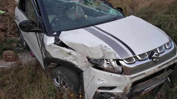 20 फीट गहरी खाई में गिरकर भी मारुति विटारा ब्रेजा ने बचा ली सवारों की जान, जानें कैसे