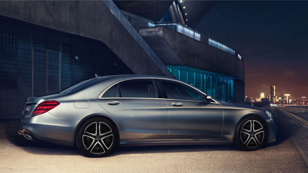 Mercedes-Benz Hyperscreen Display Teaser: मर्सिडीज ने हाइपरस्क्रीन डिस्प्ले का टीजर किया जारी