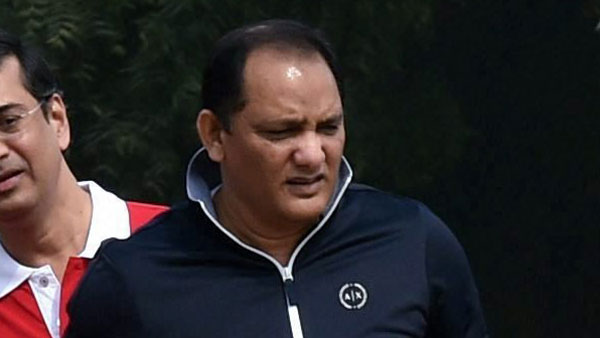 Md. Azharuddin Car Crashed: पूर्व क्रिकेटर मोहम्मद अजहरूद्दीन की कार हुई क्रैश, बाल-बाल बचे